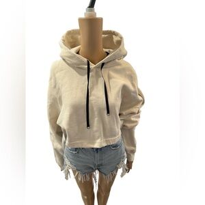 Thick and cozy cropped hoody 🩷